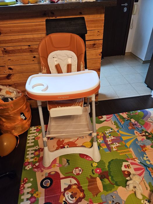 Стол за хранене Cangaroo