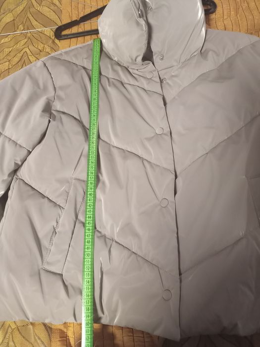 Дамско зимно късо яке