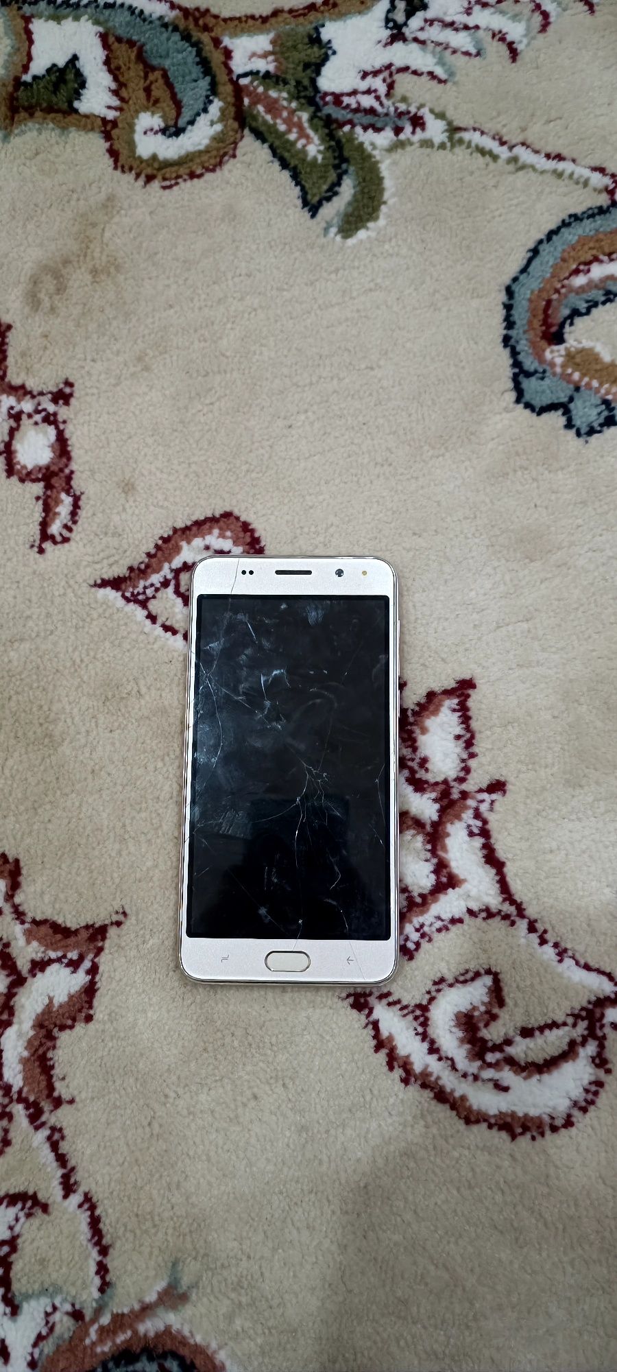 Samsung galaxy J 7 Pro