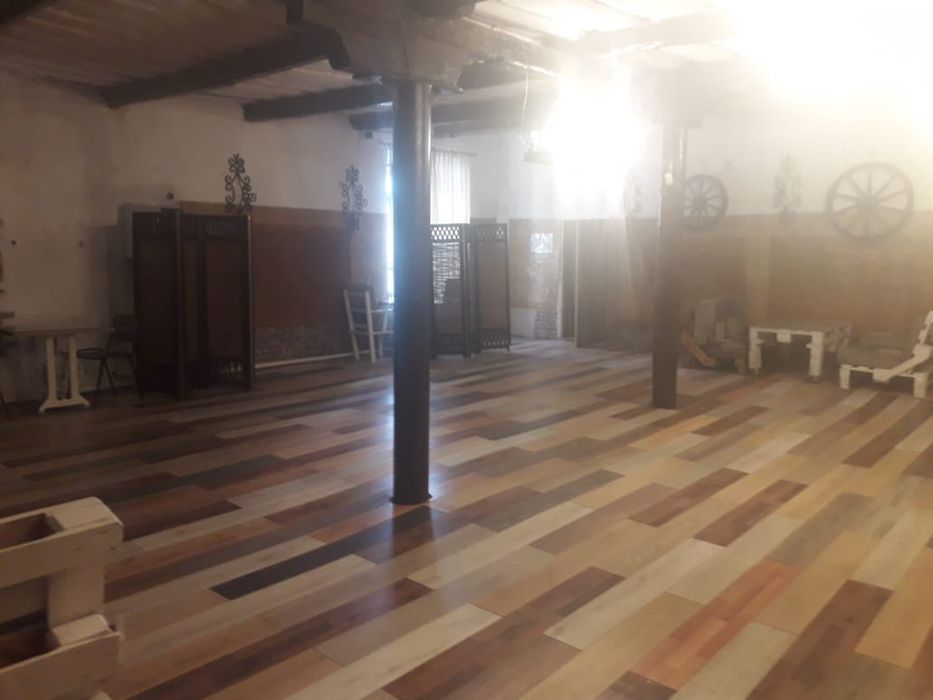 Сдам в аренду помещение в центре города.