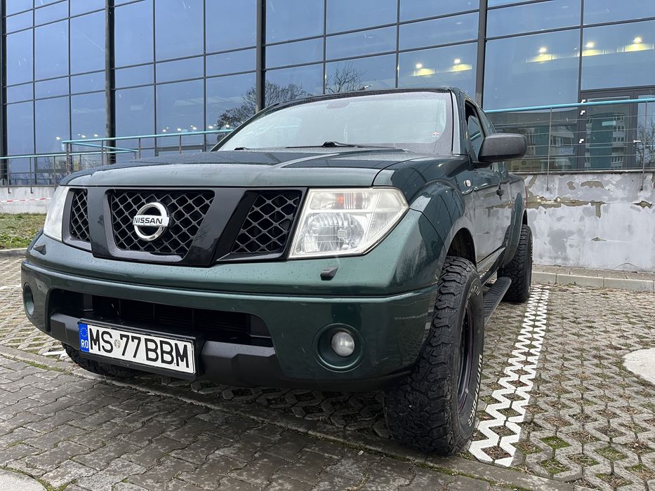 Nissan Navara D40 Autoutilitara 4 locuri