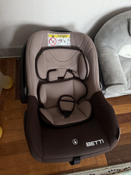 Автолюлька в хорошем состоянии