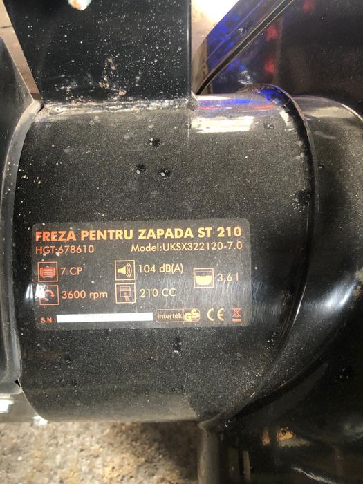 Vând freza pentru zapada Evotools ST210
