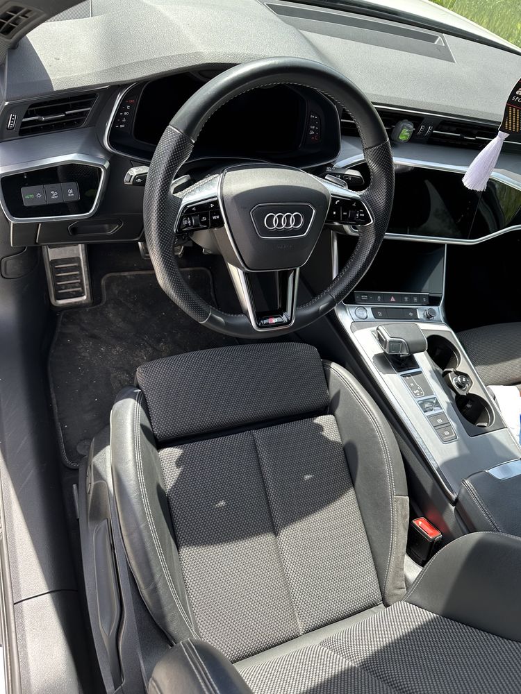 Audi A6 quartro S tronic