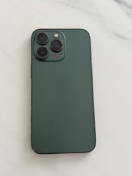 Iphone 13 pro alpine green