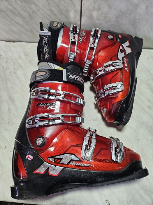 Clapari ski schi Nordica   mondo  29-29,5  corespunde mărimii 44