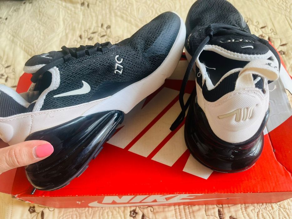 Pantofi sport Nike Air max 270