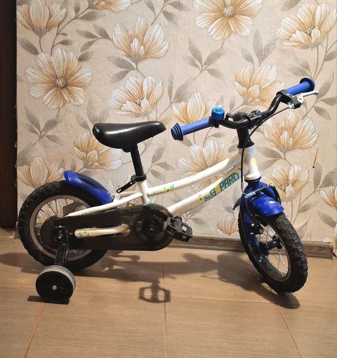 Детско колело с помощни колела