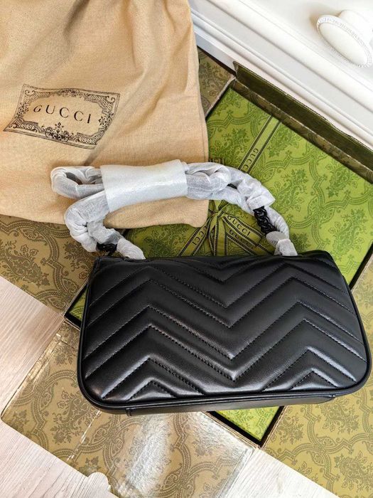 Дамска Чанта Gucci GG Marmont Mini SHOULDER Bag100% Leather