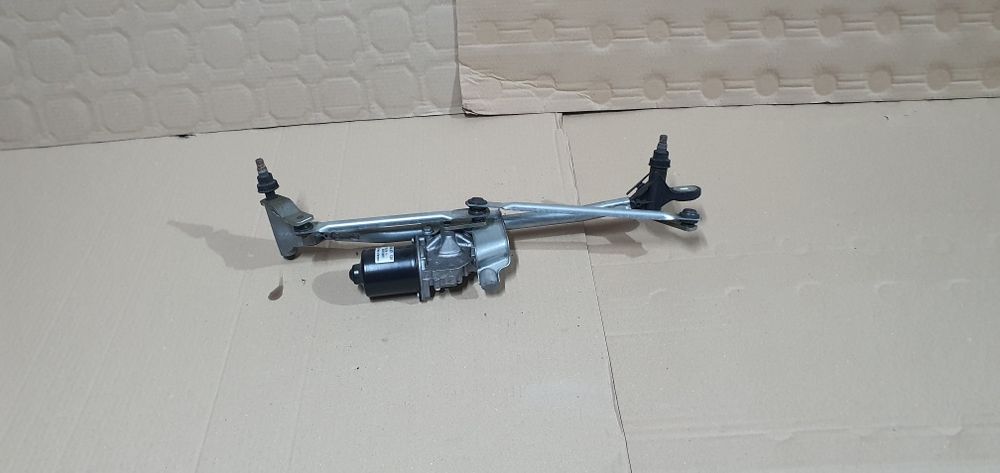 Ansamblu stergatoare cu motoras bmw seria 1 e87 e81