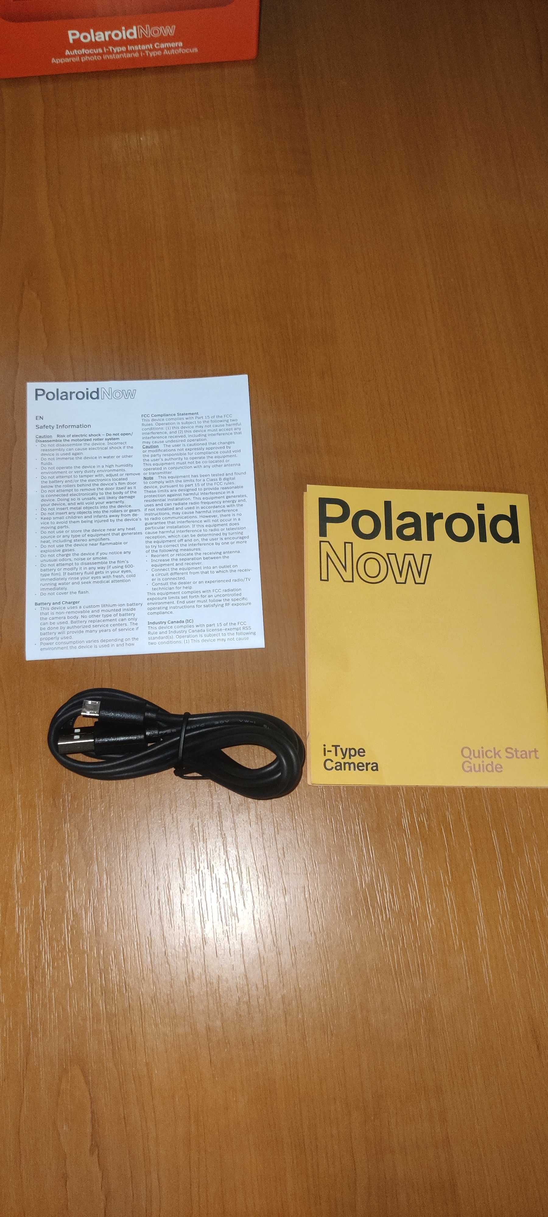 Polaroid фотоапарат