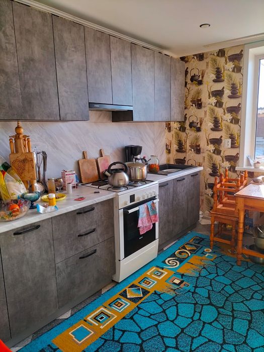 Срочно Продам квартиру в 2-х квартирном доме.