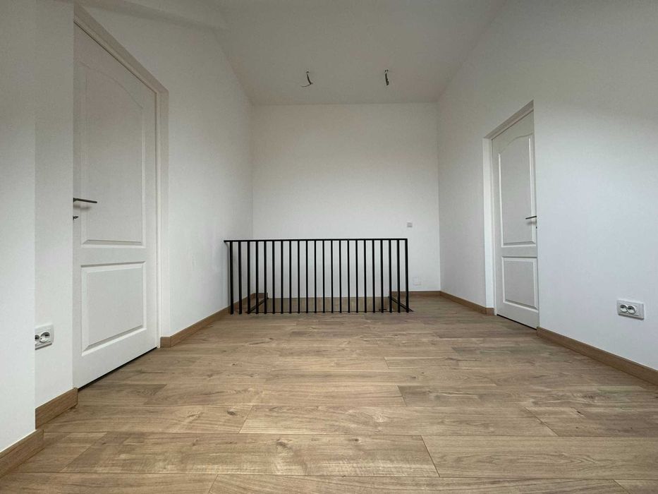 Apartament 3 camere 2 bai decomandat ultrafinisat 73 mp