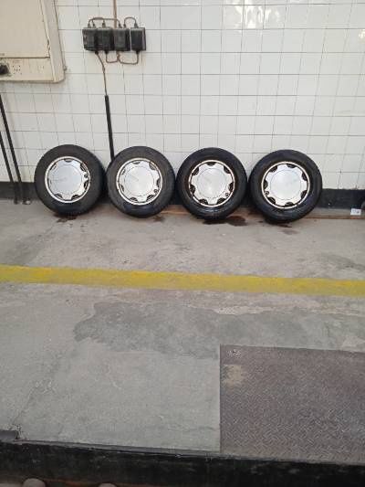 Зимни гуми с джанти и тасове