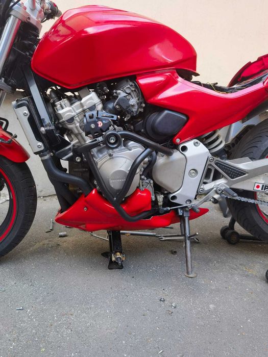 Honda hornet pentru doritori