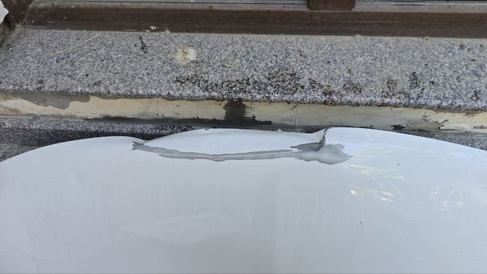 Koblt kapot bagaj petno