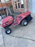 Tractoras tuns gazon MTD caroserie + cuti viteze cu roti