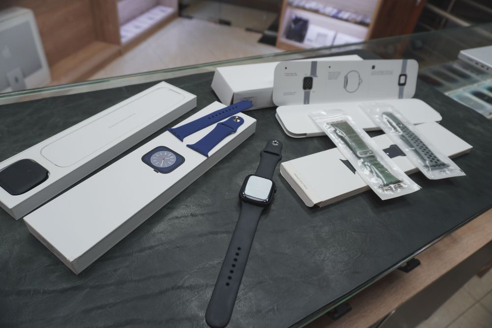 Apple Watch 8 series 45MM Original