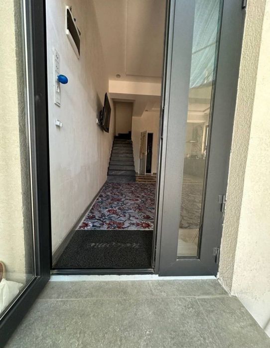 Срочно продаётся коттедж(кирпичный) сергелийский район