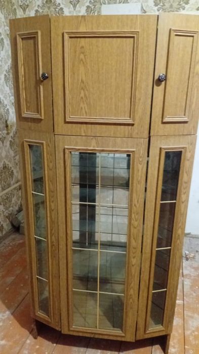 Шкаф для спальни гостиной. Можно поставить для обуви