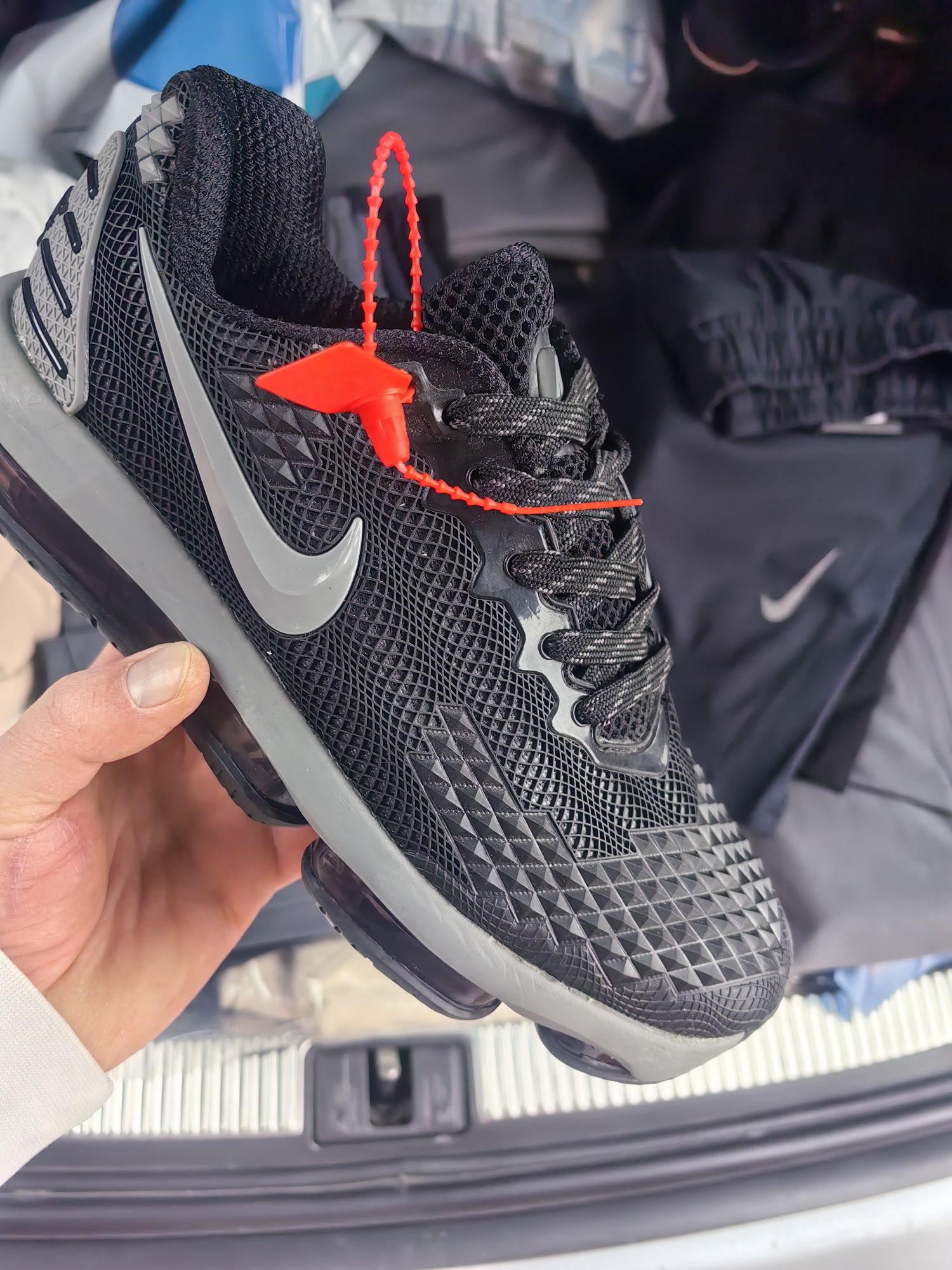 Мъжки маратонки Nike air max последен номер 40 25см