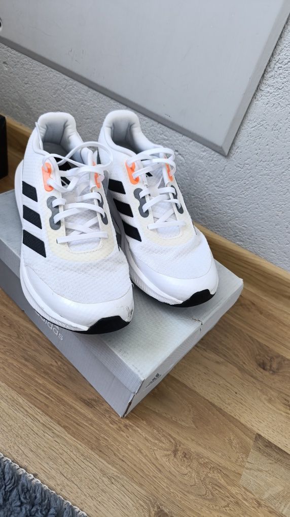 Adidas Маратонки за бягане RunFalcon
Маратонки за бягане RunFalcon