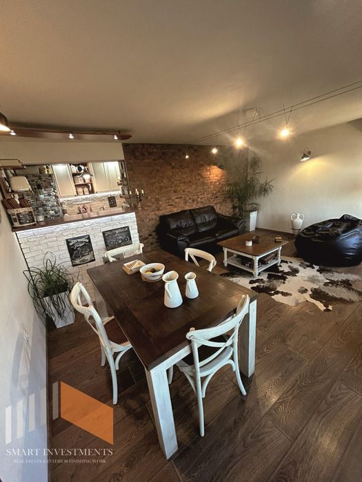 Продава се Тристаен апартамент в Варна, Автогара - 92 кв.м за 1577 €/кв.м - Снимка #2