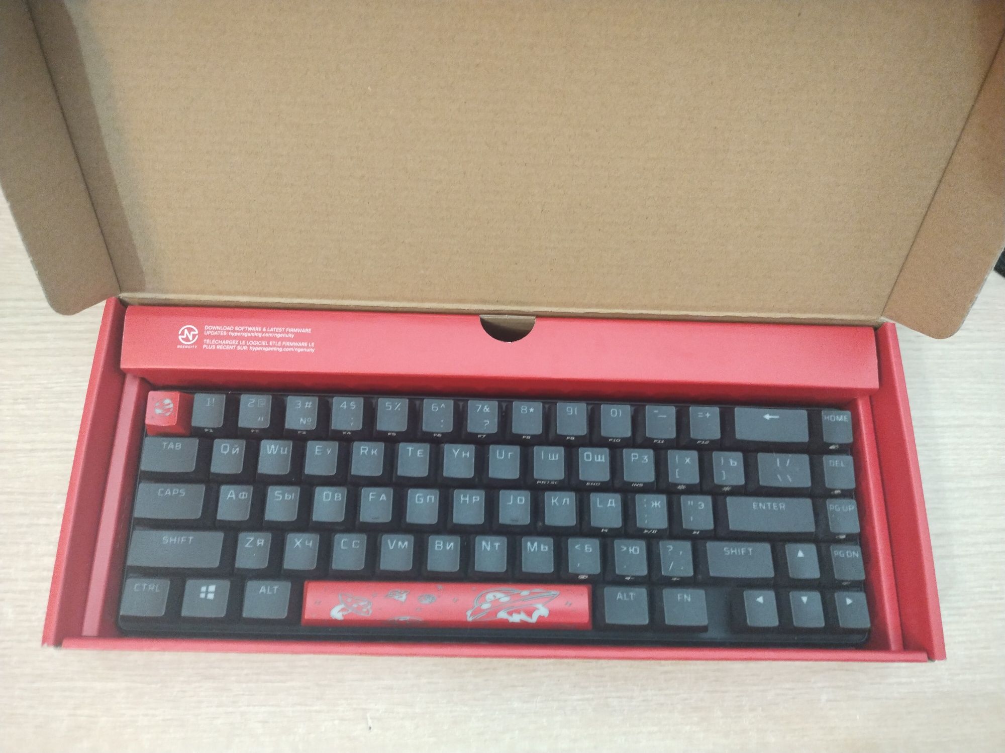 Клавиатура HyperX Alloy Origins 65%