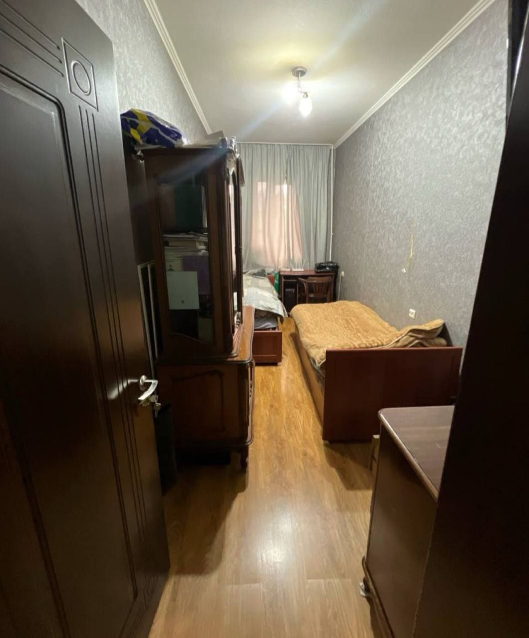 Продаётся квартира 4/4/9, Ойбек метро, школа 60