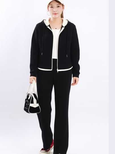 Женский спортивный костюм (dvoykaaa)