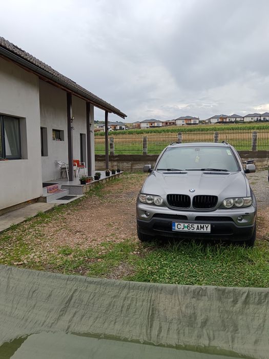 Vand sau schimb BMW X5.An 2004 ,218CP