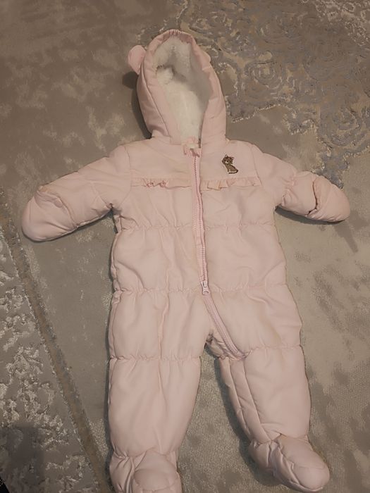 Продам детские комбинезоны