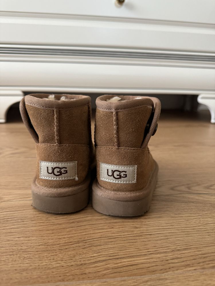 Vand ugg stare impecabila