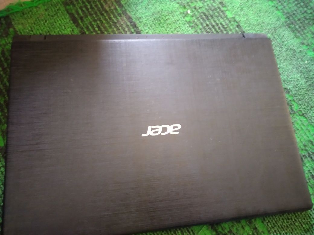 Acer noteboki holti yahshi