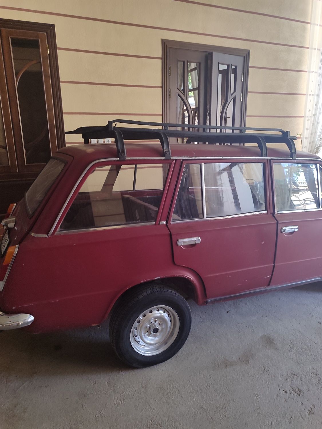 Jiguli 2102 xolati zur