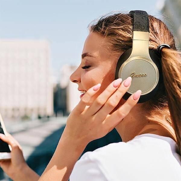 Слушалки bluetooth guess on-ear gubh604gemk black 4g script