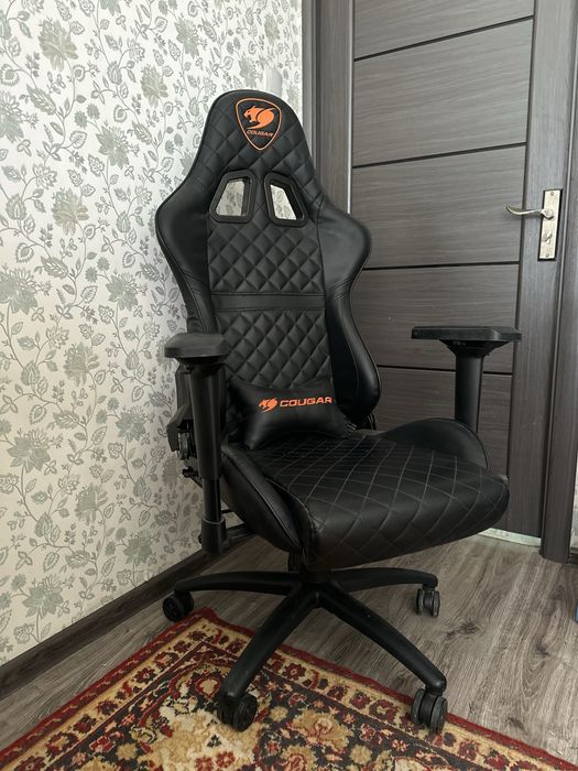 Игровое кресло COUGAR