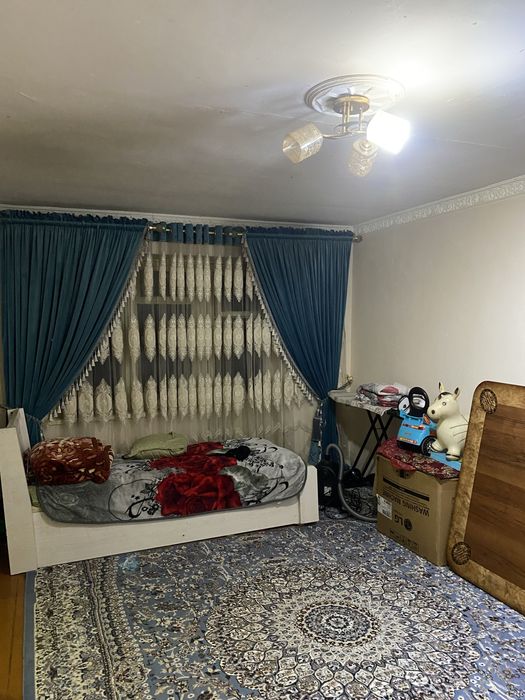 zangatadan 2 etajliy uy sotilad