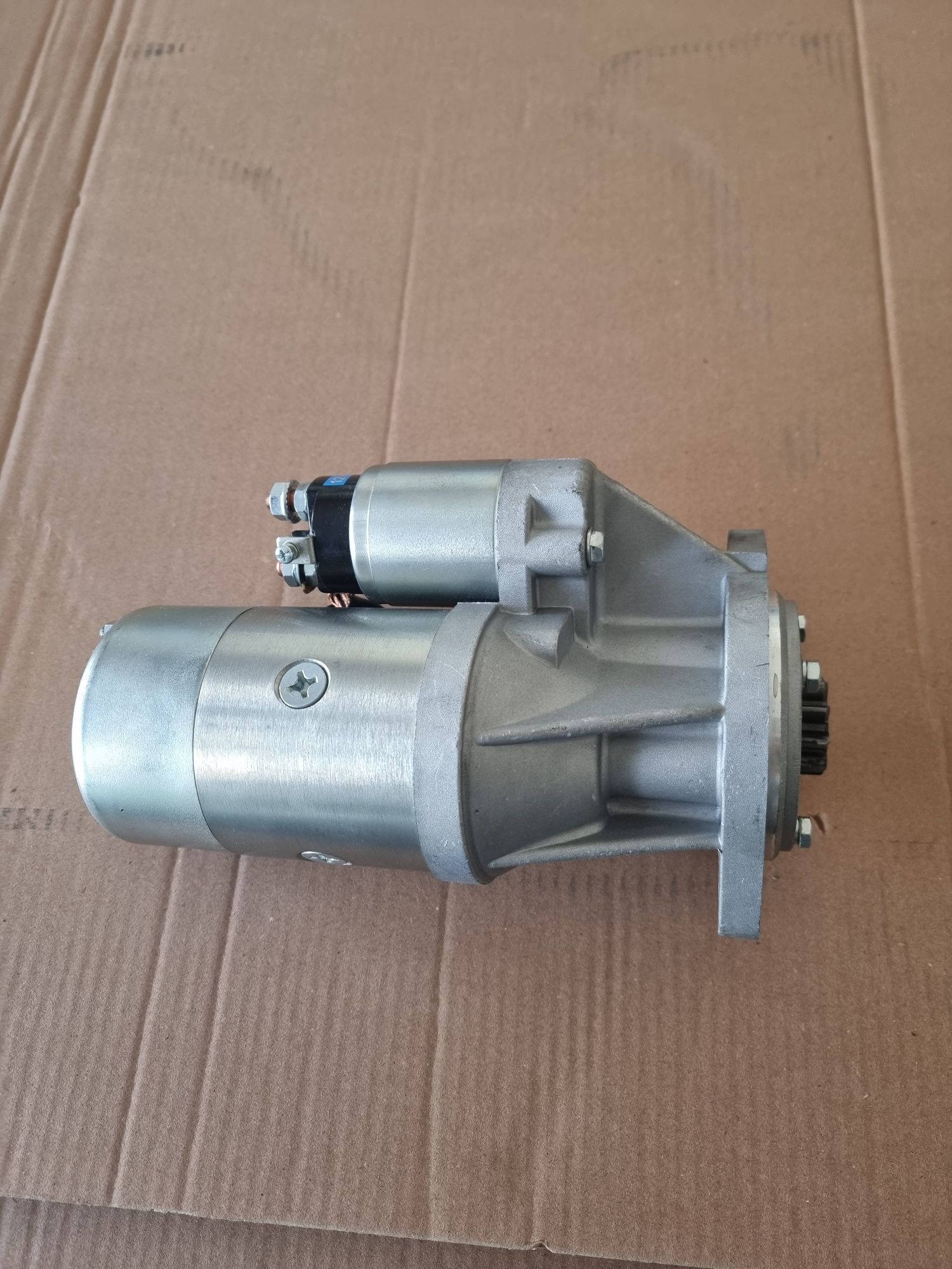 Electromotor nou Komatsu WA65 WA90 WA70 WA80 WA100 WA75 WA95 WA115