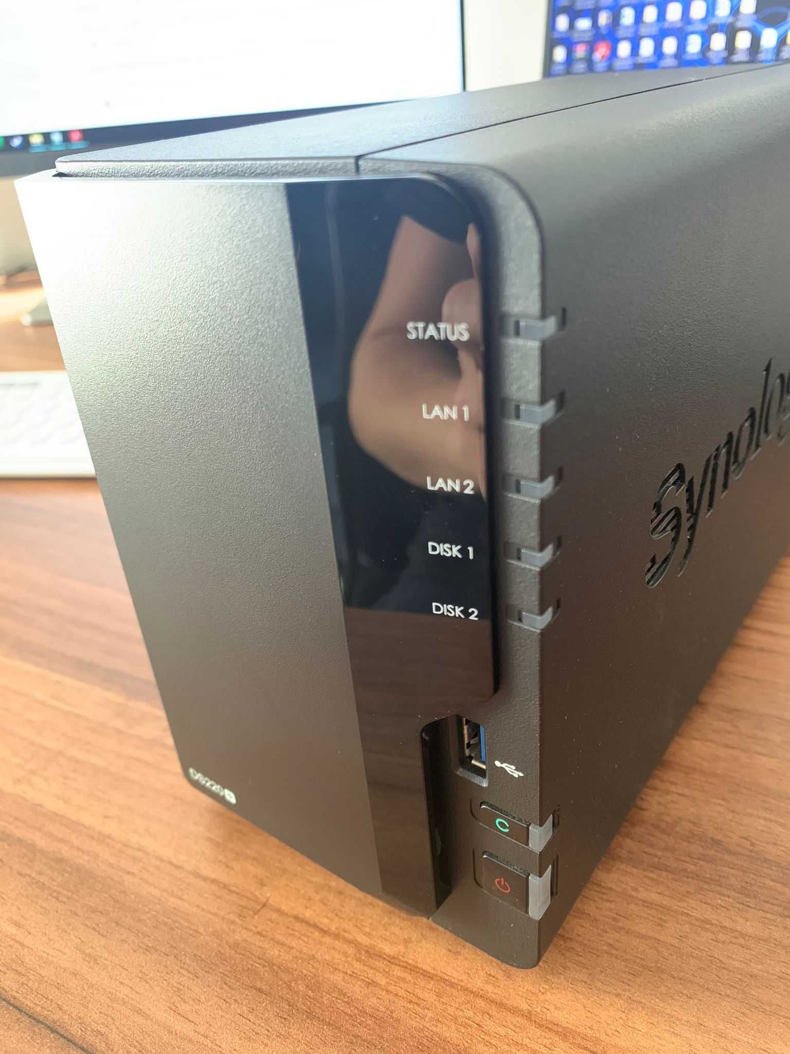 Synology Nas DS220+ 2TB HDD Seagate Ironwolf Nou