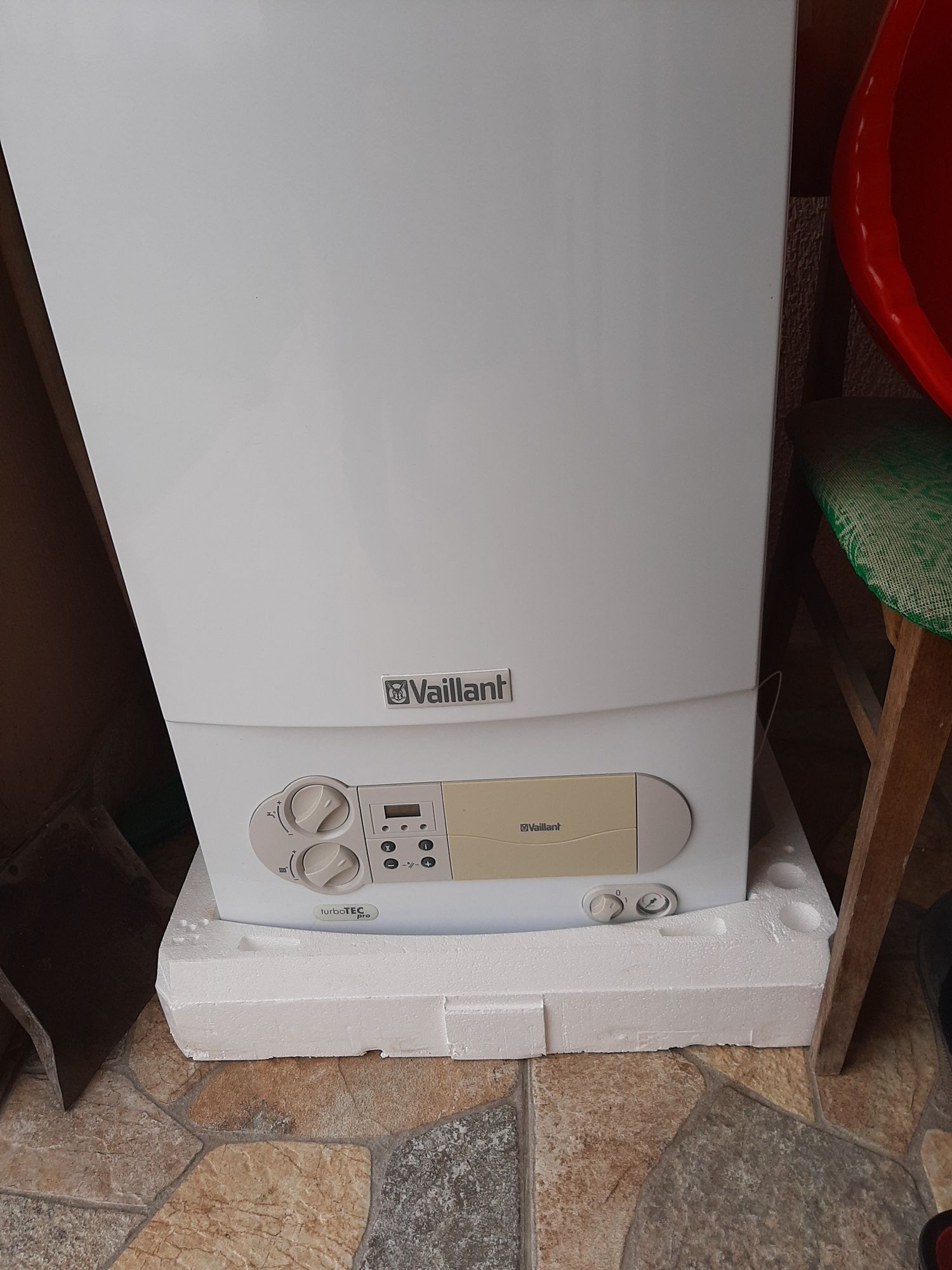 Vînd centrală termică vaillant defect ventilator blocat rest este ok