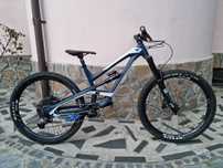 YT Capra AL Base M (2019)