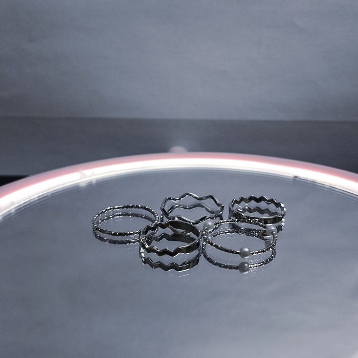 Продаю серебряные кольца