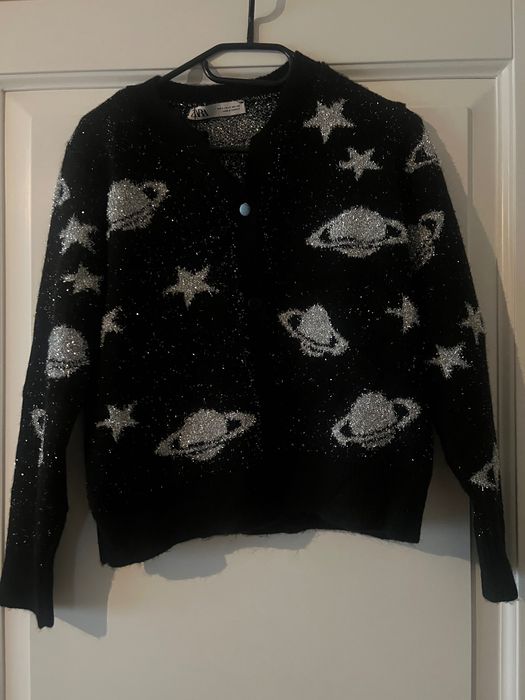 Pulover cu planete Zara
