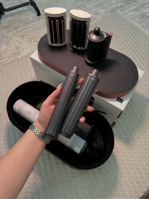Dyson Airwrap HS05, новый