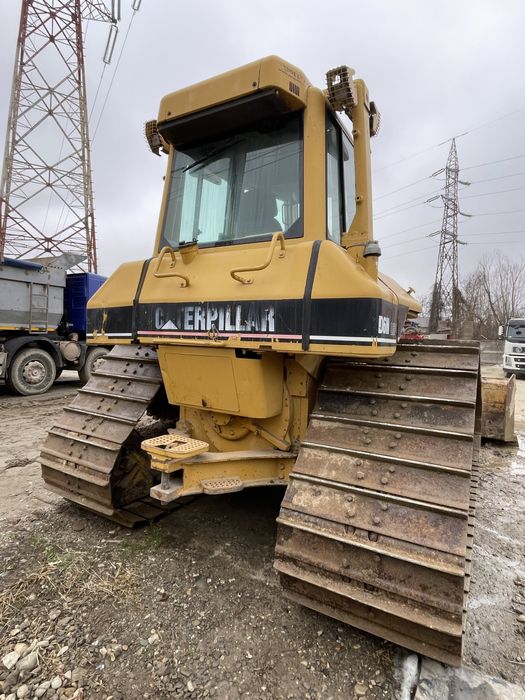 Inchiriez / vind Buldozer Caterpillar D6 N Lgp CAT
