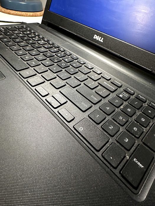 Laptop DELL N4000 CPU