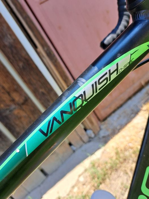 Vând bicicletă Carrera Vanquish
