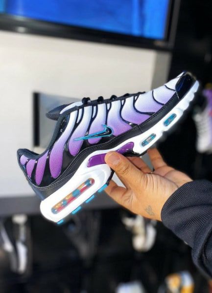 Различни модели nike Air Max TN