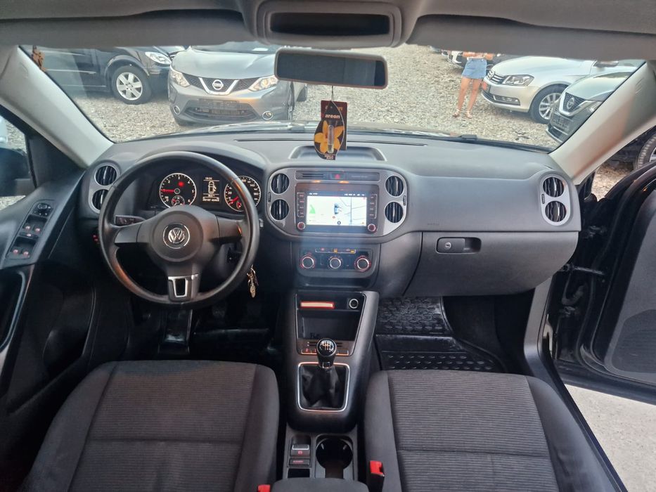 VW Tiguan 2012 198000 km 2.0 

TELEFON ０７５１３７５０９２

- An 2010